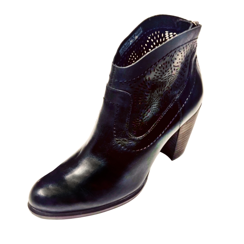 UGG Black Leather Shearling Lined Ankle Boots Sz 7